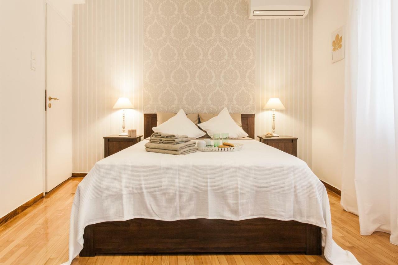 Classy And Stylish Private Apartment At Acropolis Museum Metro Station Athena Bagian luar foto